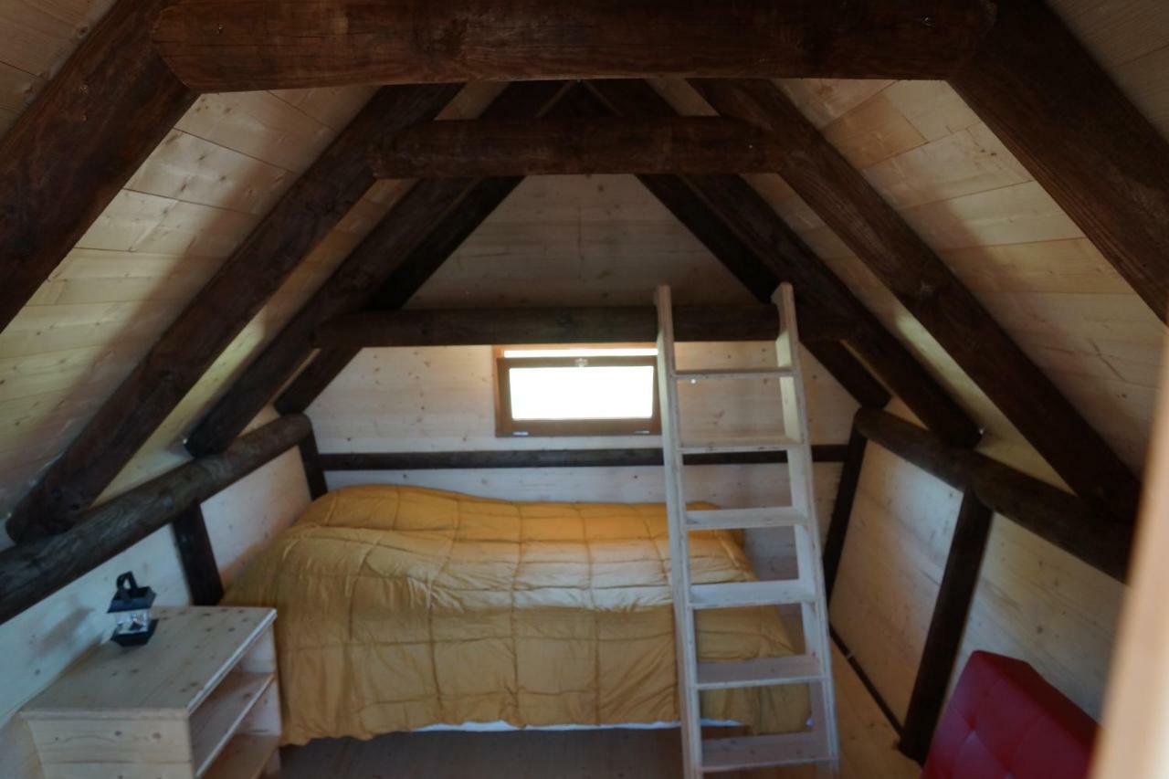 Ferme De La Corbette Bed and Breakfast Cluny Exterior foto